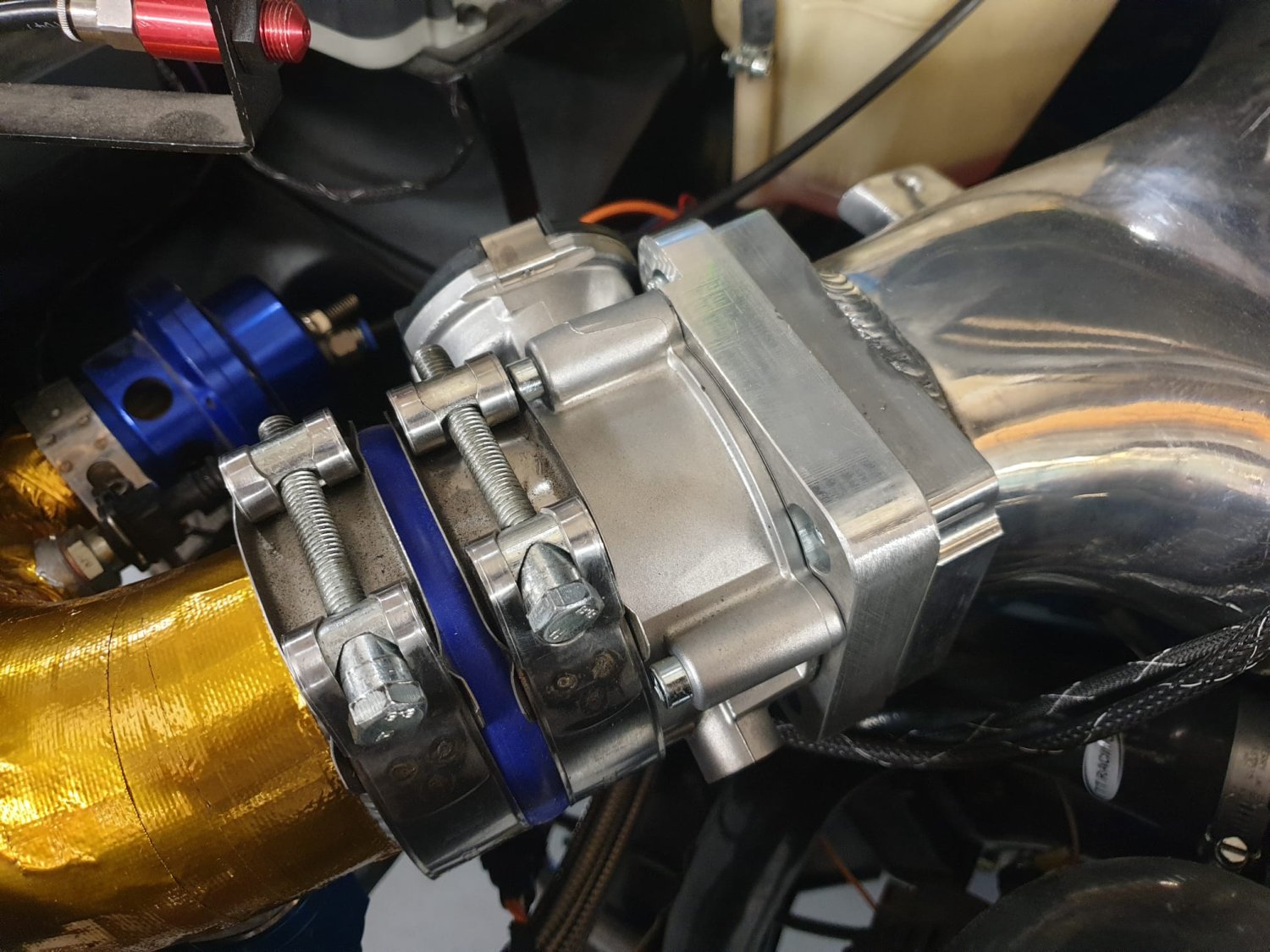 Cale d’adaptation papillon motorisé : de la modélisation 3D à l’usinage CNC en aluminium — photo 6
