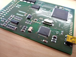 Développement d’un ECU expérimental avec codeur 10 bits et CPLD pour moteur thermique - miniature 2