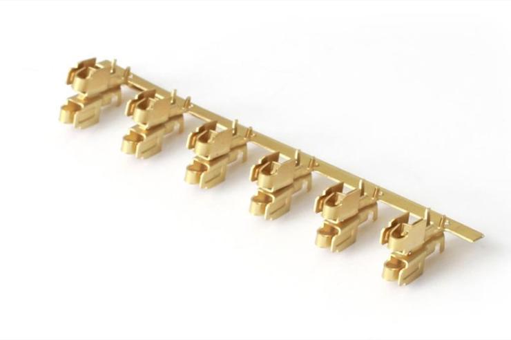 Pins only - Suit Fuses only in the 6 Circuit Fuse Box – Réf. HT-030150